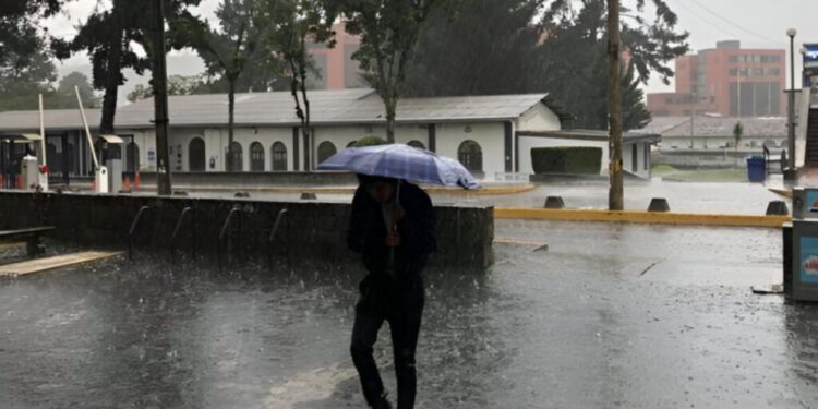 Inestabilidad atmosférica trae vientos, lluvias y descenso de temperaturas