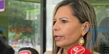 DENUNCIAN FORMALMENTE AL MINISTRO DE HIDROCARBUROS POR CONDUCTA ANTIECONÓMICA, INCUMPLIMIENTO DE DEBERES, CONTRATOS LESIVOS AL ESTADO Y ESTAFA AGRAVADA,