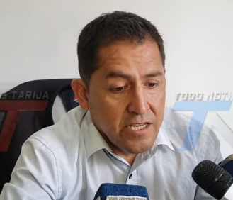 PORTERO DE UNA UNIDAD EDUCATIVA ACUSADO DE VI0LACI0N A UN MENOR RECUPERA SU LIBERTAD