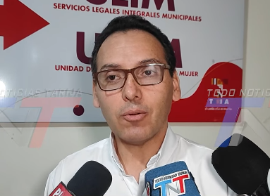 DEFENSORÍA DE LA NIÑEZ RESTITUYE A MEN0R DE 14 AÑOS QUE VIAJABA A SANTA CRUZ.