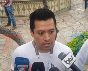 REPRESENTANTE DEL GOBIERNO NACIONAL FELICITA A CANDIDATO JOHNNY TORRES POR SU TRIUNFO Y PIDE TRABAJO CON GOBIERNO POR TARIJA.