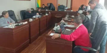 Concejo Municipal pedirá al Ejecutivo convenio para resolver deuda con Cosaalt