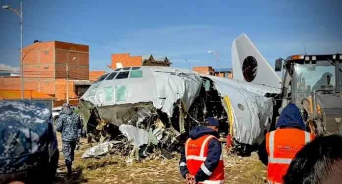 Gobierno despliega acción conjunta tras accidente aéreo en El Alto