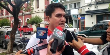 VOCERO DE ALIANZA PRIMERO TARIJA INFORMA VIAJE DE CANDIDATO JOHNNY TORRES A LA CIUDAD DE LA PAZ PARA PRESENTACION DE PAPELES TSE