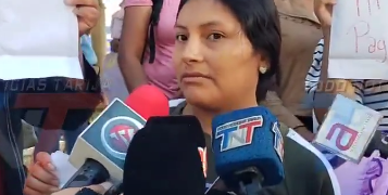 MADRES DE FAMILIA DENUNCIAN QUE NO PODRÍAN COBRAR BONO PEPE Y GESTORA NO ATIENDE SUS CASOS
