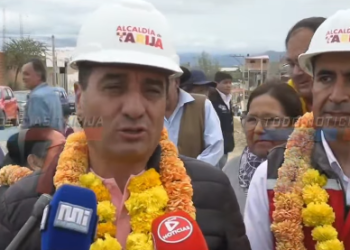 ALCALDÍA DE TARIJA INAUGURA 18 CUADRAS DE EMPEDRADO EN LA AVENIDA GRAN CHACO EN BENEFICIO DE 4 BARRIOS DEL DISTRITO 9