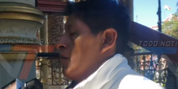 PADRE DE FAMILIA DENUNCIA MALTRATO POR PROFESOR E INCUMPLIMIENTO DE RESOLUCIÓN DE NO DAR CLASES TRAS VARIAS DENUNCIAS.