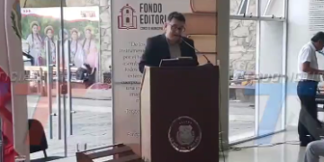PRESENTACIÓN DEL LIBRO ESCRITORES TARIJEÑOS FONDO BIO – BIOGRAFÍCO POR EL CONCEJO MUNICIPAL.