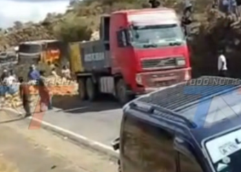 ENFRENTAMIENTOS ENTRE BLOQUEADORES Y VIAJEROS EN PAJCHANI