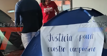 ESTUDIANTES DE LA UAJMS CUMPLEN SU TERCER DÍA DE HUELGA DE HAMBRE EN EL RECTORADO, EN DEMANDA DE LA APERTURA DEL COMEDOR Y UN SEGURO UNIVERSITARIO DIGNO.
