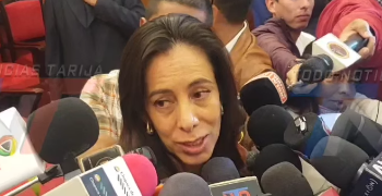 GOBERNADORA LUEGO DE POSESION DE GABINETE DESTACA EL MISMO Y ANUNCIA MEDIDAS ECONOMÍCAS.