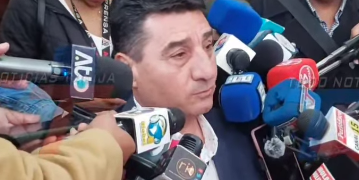 ALCALDE SE REFIERE AL JUICIO DE EVO MORALES QUE SE REALIZARIA HOY PERO NO SE PRESENTO.