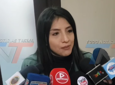 SECRETARIA DE GENERO GENERACIONAL DE LA GOBERNACIÓN INFORMA QUE SE REALIZA CHARLAS PARA EL FORTALECIMIENTO DE LAS FAMILIAS.