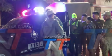 ALERTA MÁXIMA EN LA TERMINAL! POLICÍA ACTIVA EL “PLAN Z” TRAS PRESUNTO RAPTO DE UNA NIÑA: DESPLIEGUE TOTAL PERMITIÓ RESCATARLA DE UNA FLOTA Y CAPTURAR A LOS SOSPECHOSOS