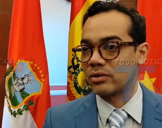 La Gobernadora de Tarija, María René Soruco, el Vicegobernador, Gonzalo Ávila y autoridades departamentales, recibieron en una visita oficial al Embajador de China en Bolivia, Wang Liang.