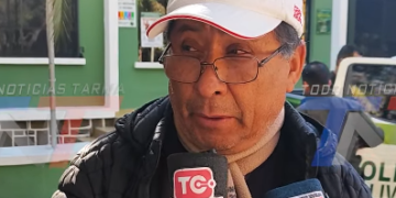 HOMBRE DENUNCIÓ QUE UN POLICÍA CHOCÓ SU VEHÍCULO Y NO QUISO PAGAR LOS GASTOS DE REPARACIÓN. LLEGÓ AL COMANDO POLICIAL PARA EXIGIR JUSTICIA.