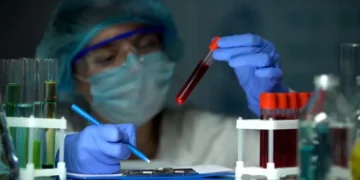 La OMS declaró la emergencia de salud pública internacional por el brote de ébola en África: hay 89 muertos 