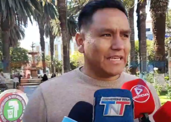DIRIGENTE BARRIAL CUESTIONA SUBIDA DE PRECIO DE AGUA POTABLE Y CONVOCA A LA POBLACIÓN A NO PERMITIR ESTA SITUACIÓN.