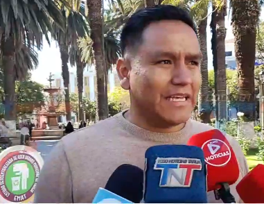DIRIGENTE BARRIAL CUESTIONA SUBIDA DE PRECIO DE AGUA POTABLE Y CONVOCA A LA POBLACIÓN A NO PERMITIR ESTA SITUACIÓN.