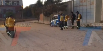 BOMBEROS VOLUNTARIOS GUARDIANES DE SAMA REALIZAN MANTENIMIENTO Y PRESERVACIÓN DE UN BOSQUE DE BOLSILLO AL FRENTE DEL COL SANTA ANA