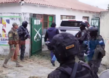 UN CAPITÁN DE INTELIGENCIA DE LA POLICÍA SABÍA, DÍAS ANTES, DEL PLAN PARA ASESINAR A MAURICIO ARAMAYO.