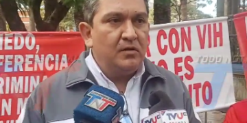 COMITE DE LUCHA CONTRA EL VIH PREOCUPADO POR SIFRA DE 31 CASO EN ESTA GESTIÓN ORGANIZA CHARLAS DE CONCIENTIZACION.