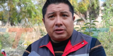 Se pide a la población no botar basura en las quebradas Alcaldía realiza limpieza de bocas tormentas que desembocan en la quebrada “El Monte”
