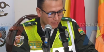 UN CONDUCTOR DE 46 AÑOS PERDIÓ EL CONTROL DE SU VAGONETA EN UNA CURVA DE LA RUTA 11, PROTAGONIZANDO UN EMBARRANCAMIENTO DE 20 METROS EN EL SECTOR EL PIBE QUE DEJÓ CUATRO OCUPANTES HERIDOS.