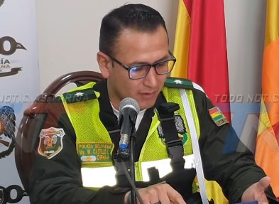 UN CONDUCTOR DE 46 AÑOS PERDIÓ EL CONTROL DE SU VAGONETA EN UNA CURVA DE LA RUTA 11, PROTAGONIZANDO UN EMBARRANCAMIENTO DE 20 METROS EN EL SECTOR EL PIBE QUE DEJÓ CUATRO OCUPANTES HERIDOS.