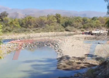 A RAÍZ DE UNA DENUNCIA SOBRE LA PRESUNTA EXTRACCIÓN DE ÁRIDOS DEL RÍO GUADALQUIVIR POR PARTE DEL MUNICIPIO, SE INFORMÓ QUE LOS TRABAJOS CORRESPONDERÍAN AL ENCAUCE DEL RÍO PARA EL MANTENIMIENTO DEL PUENTE SAN MARTÍN.
