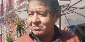 DESDE EL SECTOR DEL TRANSPORTE 15 DE ABRIL SE INDICÓ QUE NO SE HABILITARON TODAS LAS RUTAS AL NORTE DEL PAIS COMO LO AVIA INFORMADO EL DIRECTOR DE LA TERMINAL DE BUSES A SU VES INDICÓ QUE VOLVIERON LAS LARGAS FILAS DE DIÉSEL EN TARIJA