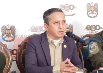 DOS PERSONAS FUERON APREHENDIDAS EN FLAGRANCIA POR EL PRESUNTO R0BOM0 DE UNA MOTOCICLETA, LUEGO DE QUE EFECTIVOS DE DIPROVE RASTREARAN EL VEHÍCULO MEDIANTE SISTEMA GPS HASTA UN DOMICILIO DONDE SE ENCONTRABA OCULTA