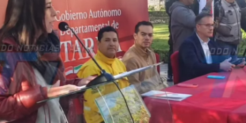 GOBERNADORA DESTACA TRABAJO QUE REALIZAN BOMBEROS VOLUNTARIOS Y COMPROMETE SU APOYO A ESTE SECTOR.