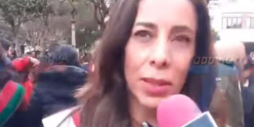 GOBERNADORA PARTICIPÓ EN LA OFRENDA FLORAL COMO PARTE DE LOS ACTOS PROTOCOLARES POR ESTE 4 DE JULIO.