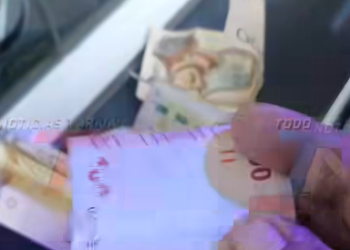 ALERTA EN EL MERCADO CAMPESINO! DENUNCIAN CIRCULACIÓN DE BILLETES FALSOS DE BS 50, 100 Y, PRINCIPALMENTE, DE BS 200 QUE INCLUSO TENDRÍAN MARCAS DE SEGURIDAD SIMILARES A LAS ORIGINALES.