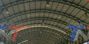 OBRAS PÚBLICAS REFACCIONA LOS TECHOS DE LOS GALPONES Y BAÑOS DEL CAMPO FERIAL PARA QUE TODO ESTÉ LISTO PARA LA FERIA DE SANTA ANITA.