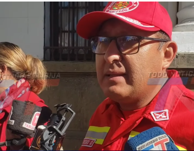 COMANDANTE DE BOMBEROS DESTACA LA LABOR COORDINADA REALIZADA DURANTE LA EMERGENCIA E INFORMA QUE SE MANTIENE VIGILANCIA PERMANENTE EN LAS ZONAS AFECTADAS ANTE CUALQUIER POSIBLE REBROTE DE INCENDIOS.