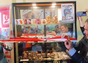 En el marco del turismo y la reactivación económica Alcaldía de Tarija inaugurara la novedosa vitrina comercial «Emprendedores que dejan Huellas” en el museo paleontológico