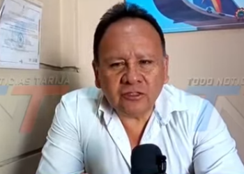 ECONOMISTA SEÑALA QUE LOS CONFLICTOS POLÍTICOS Y LA LENTITUD EN LA TOMA DE MEDIDAS ECONÓMICAS AUMENTAN LA INCERTIDUMBRE SOBRE EL FUTURO DEL PAÍS.