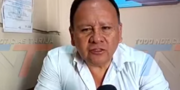 ECONOMISTA SEÑALA QUE LOS CONFLICTOS POLÍTICOS Y LA LENTITUD EN LA TOMA DE MEDIDAS ECONÓMICAS AUMENTAN LA INCERTIDUMBRE SOBRE EL FUTURO DEL PAÍS.