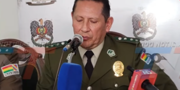 Joven de 24 años muere tras caer con su camioneta a un desnivel en Río Negro