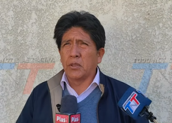 TRABAJADORES DE SALUD DE TARIJA ANUNCIAN DÉBITO AUTOMÁTICO A LA GOBERNACIÓN PARA EXIGIR EL PAGO DEL BONO DE VACUNACIÓN