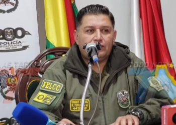 NIÑO DE 7 AÑOS FUE ENCONTRADO BUSCANDO A SU MADRE DE DISCOTECA EN DISCOTECA DURANTE LA MADRUGADA.