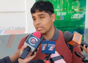 PRODUCTORES DEL INGENIO AZUCARERO DE BERMEJO INFORMAN QUE SE VEN PERJUDICADOS POR LA FALTA DE GASOLINA, LO QUE IMPIDE EL BOMBEO DE AGUA PARA EL RIEGO DE SUS CULTIVOS. PIDEN A LAS AUTORIDADES UNA SOLUCIÓN URGENTE PARA GARANTIZAR EL ABASTECIMIENTO DE COMBUSTIBLE Y EVITAR MAYORES PÉRDIDAS EN LA PRODUCCIÓN.