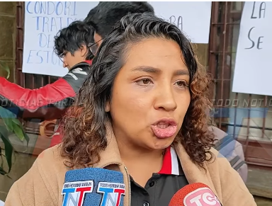 ESTUDIANTES DE LA UAJMS DENUNCIAN FALTA DE DOCENTES EN ALGUNAS MATERIAS