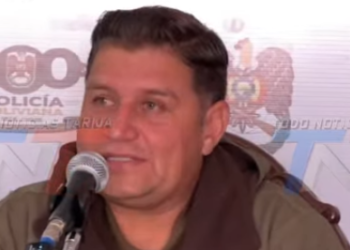 DOS VEHÍCULOS FUERON REMITIDOS POR PRESUNTO ACOPIO Y TRANSPORTE ILEGAL DE DIÉSEL Y GASOLINA EN PAJCHANI