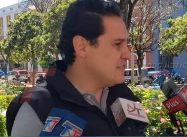 SECRETARIO DE TURISMO INFORMA ACUERDOS CON RADIOTAXIS PARA ESTABLECER UNA TARIFA FIJA EN BENEFICIO DEL TURISMO