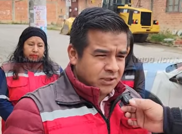 ALCALDÍA REALIZA LIMPIEZA DE BOCAS DE TORMENTA Y CONTROL DE ESCOMBROS EN EL BARRIO LOS OLIVOS