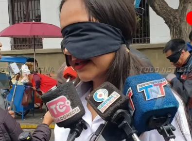 AUTORIDADES MUNICIPALES VIVEN LA EXPERIENCIA DE PERSONAS CON DISCAPACIDAD VISUAL EN EL DÍA INTERNACIONAL DEL BASTÓN BLANCO