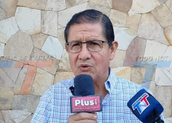ASOSUR TARIJA SEÑALA QUE EL PARO DE CISTERNAS REDUJO EN 40% LOS VOLÚMENES DE COMBUSTIBLE Y PROVOCÓ LARGAS FILAS PARA CARGAR GASOLINA